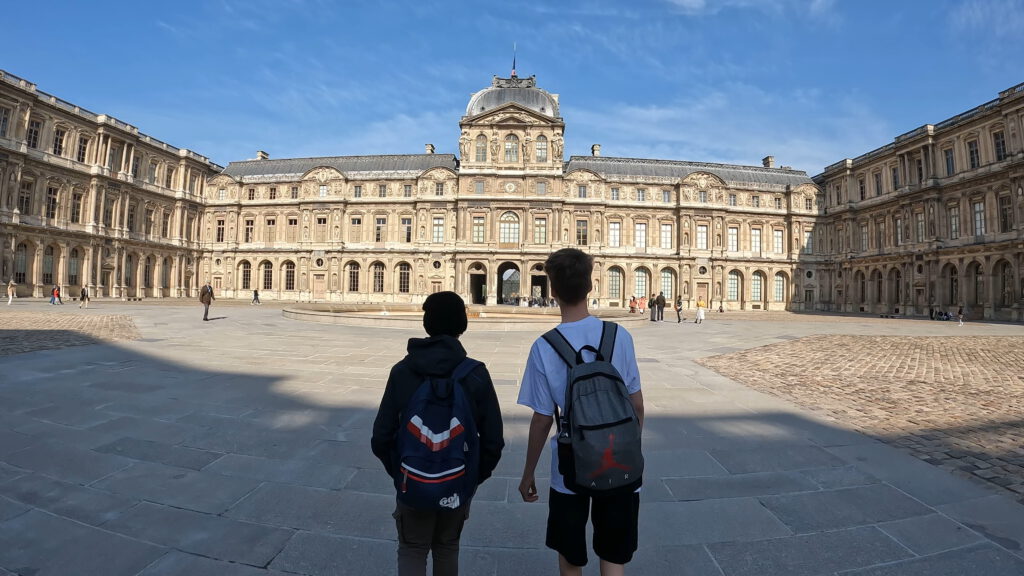 Louvre